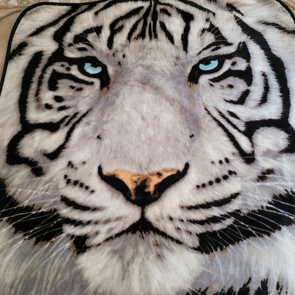 White Tiger Blanket Cozy Warm